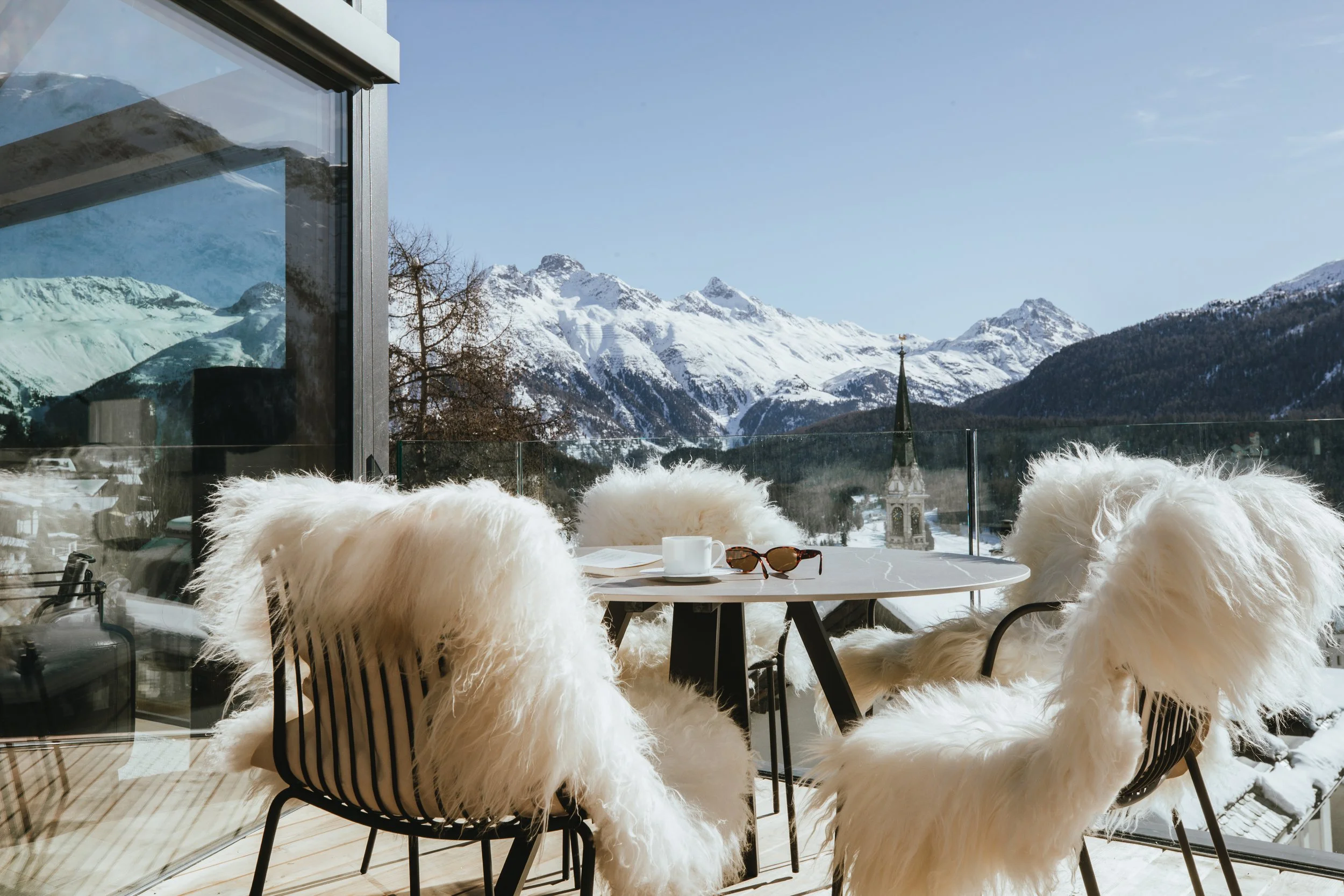 outdoors_villa_volt_greset_reich.jpg
