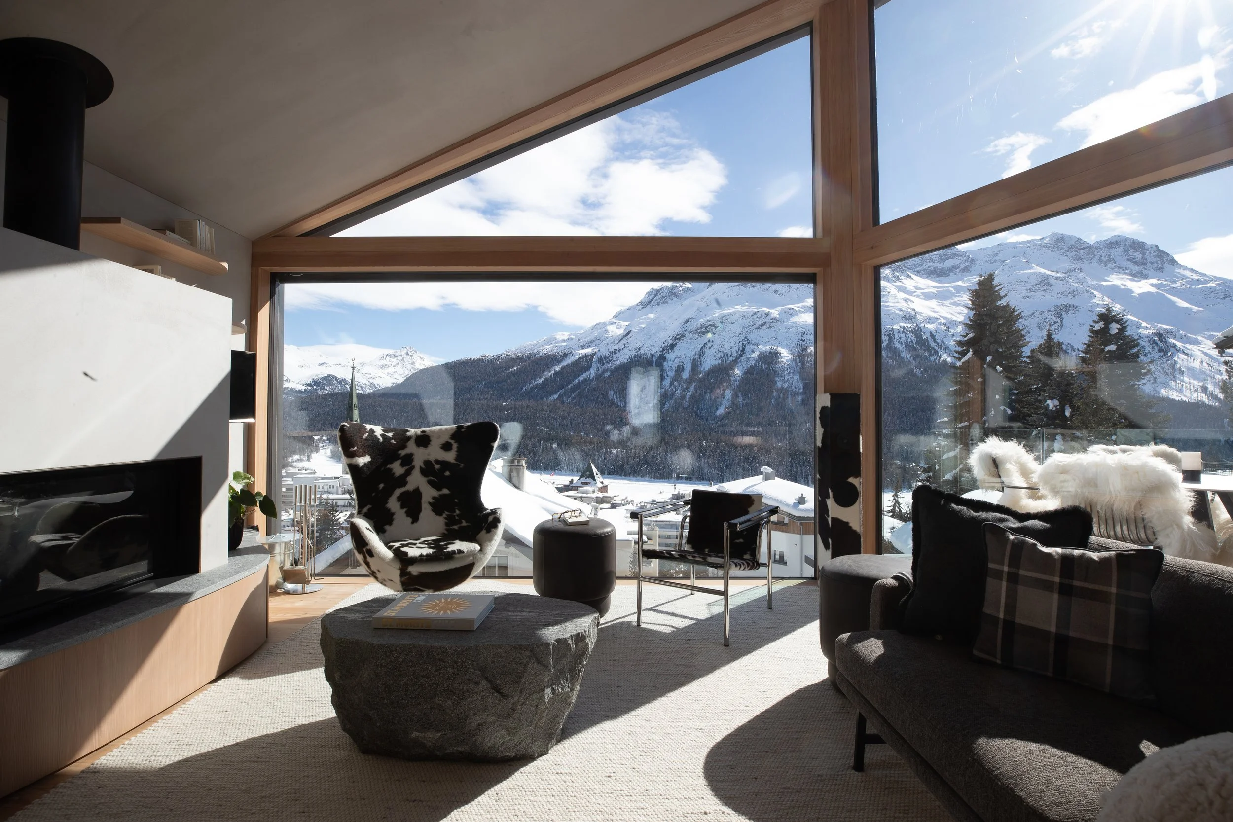 living_room_view_villa_volt_greset_reich.jpg