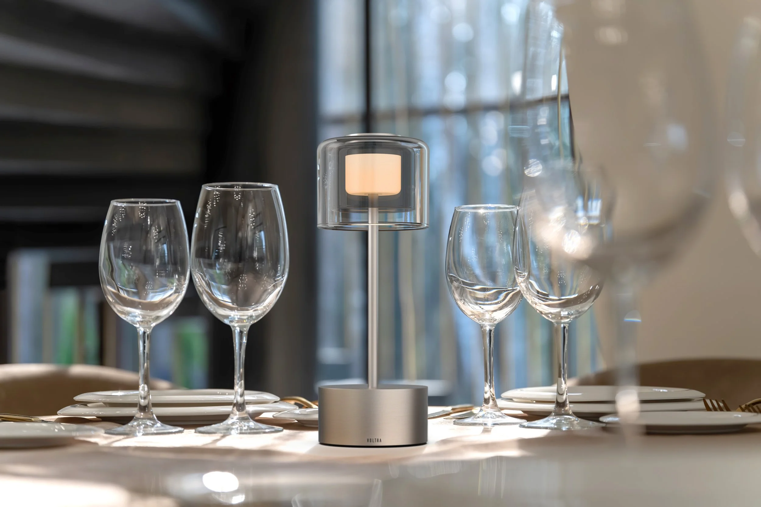 VOLTRA Hemera table lamp