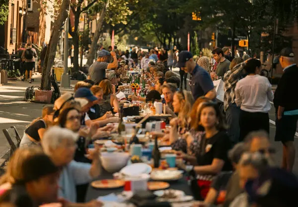 longest table.png