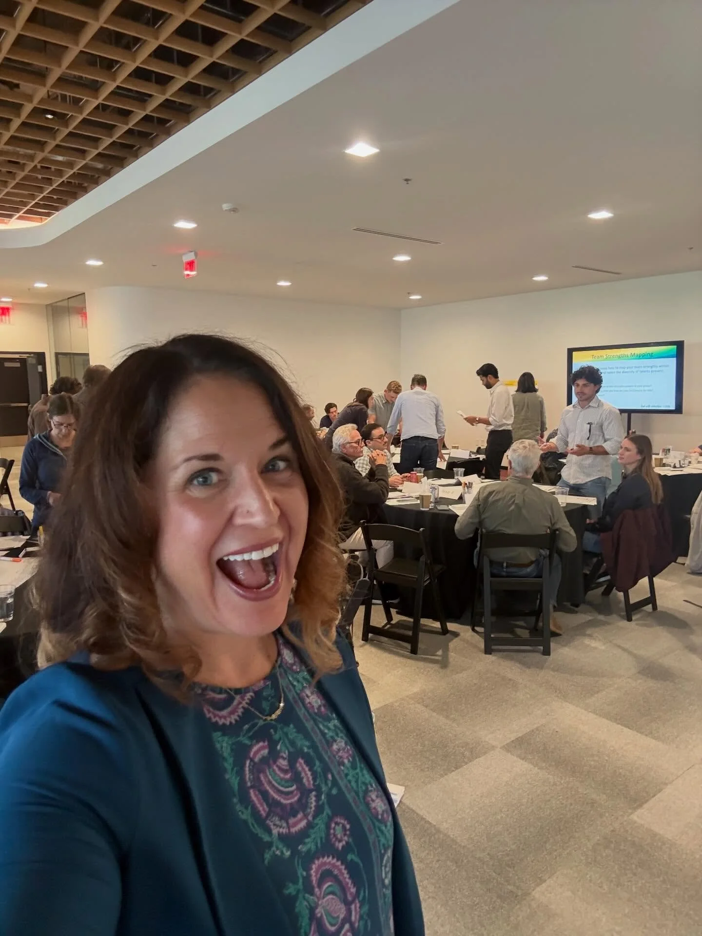 I had the opportunity to design and lead a half-day corporate leadership training for Economic &amp; Planning Systems (EPS) today at @theurbanhive all around Strengths Based Leadership! 

Their organization spans four regional offices across Californ