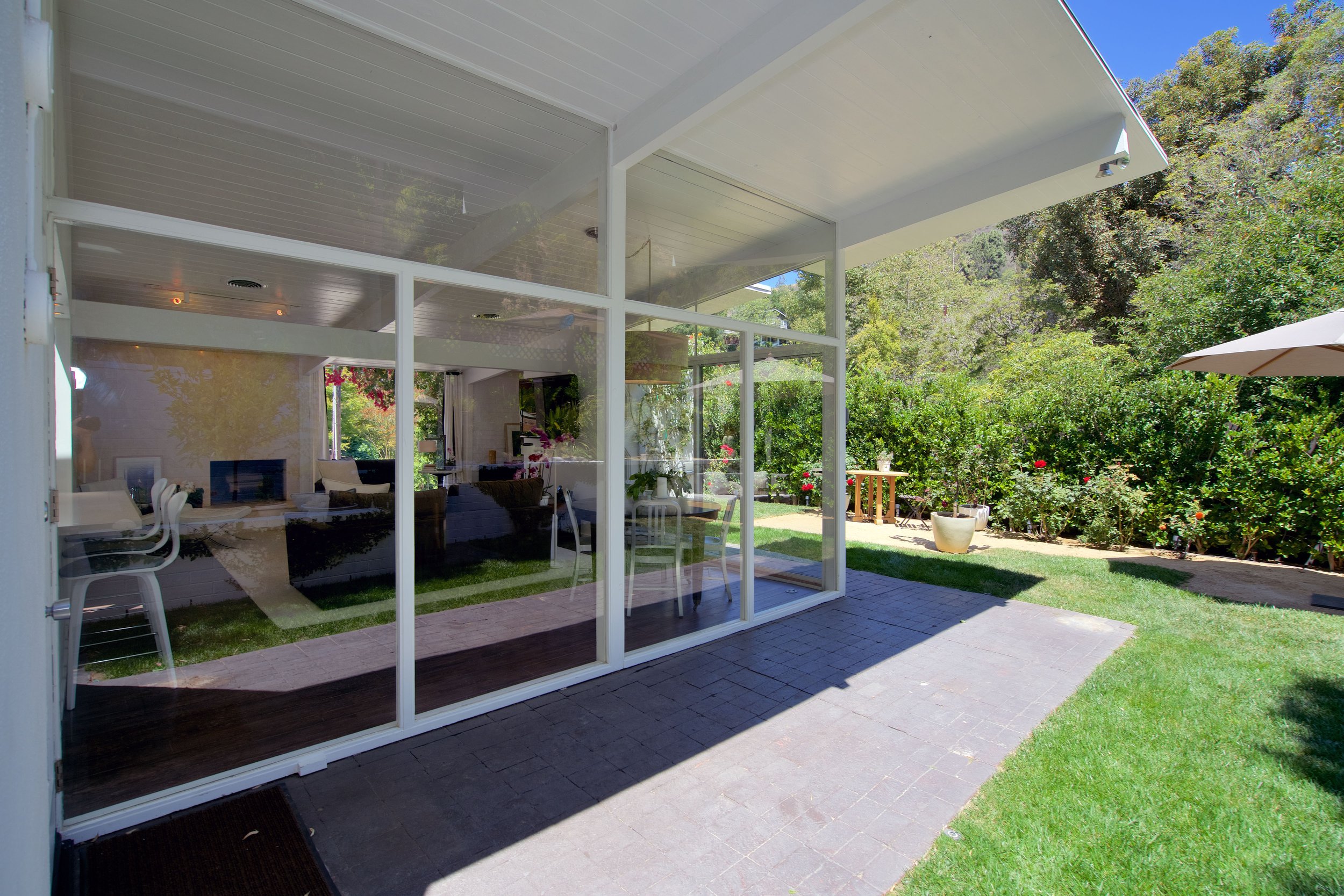 Beverly Glen Yard After