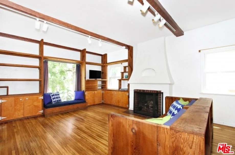 Balmer-Living Room Before