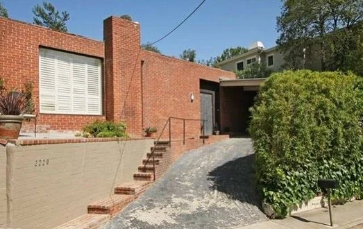 Beverly Glen Front of Home Before