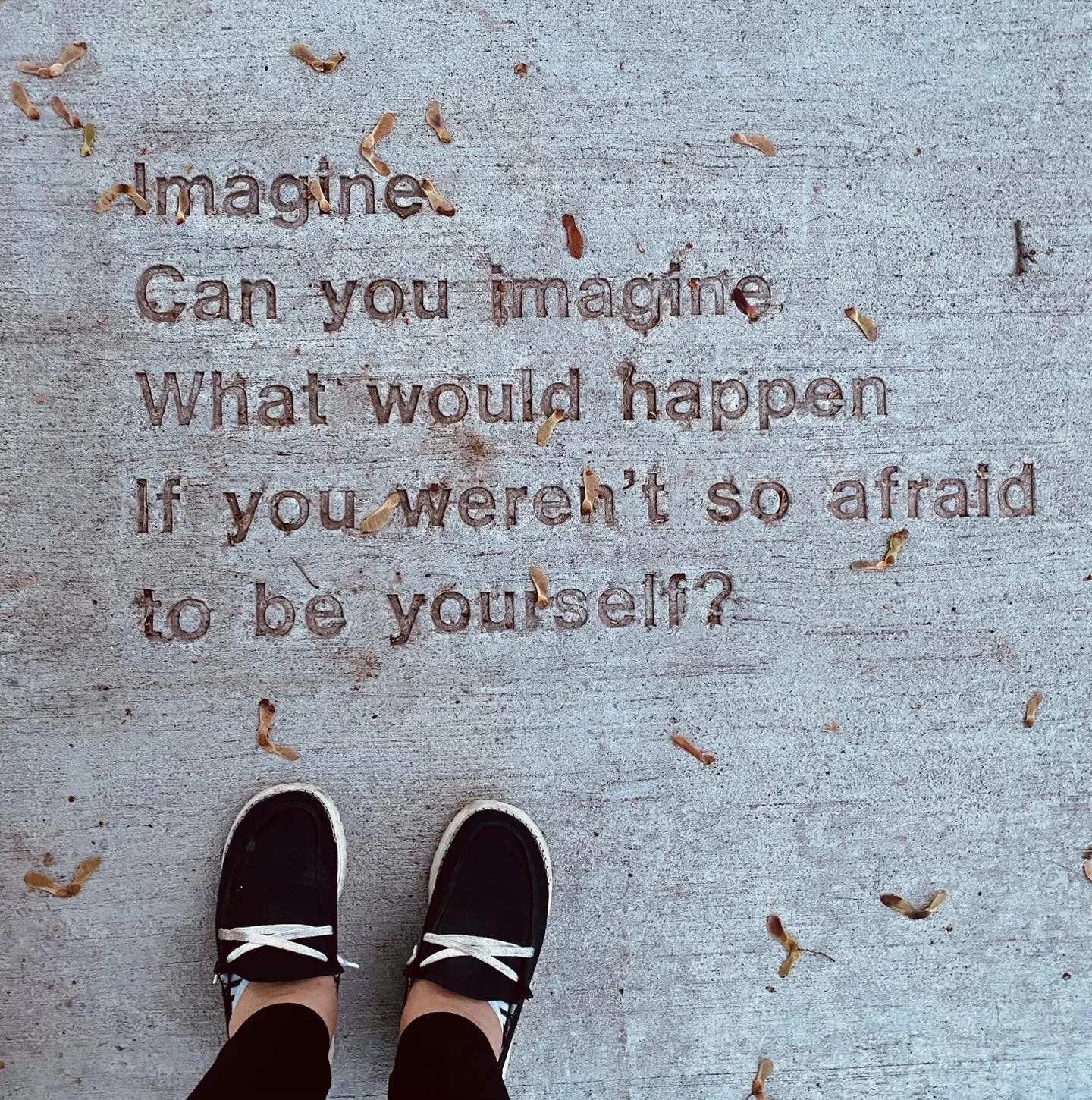 Tonight&rsquo;s sidewalk wisdom. ❤️

#betrue #beyou #uniquebrains #neurodiversity #neurodiversefamilies #christysprotte