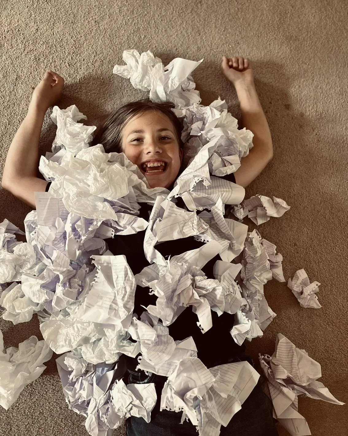 When a Father&rsquo;s Day project turns into an indoor snowball fight&hellip;

#wishmeluck #embracethemess