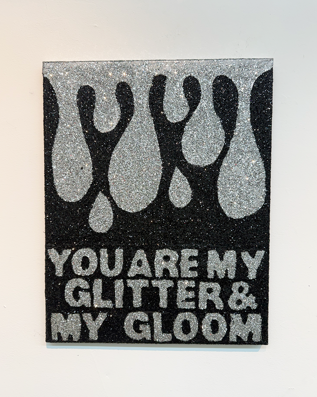10801350_GLITTERANDGLOOM.png