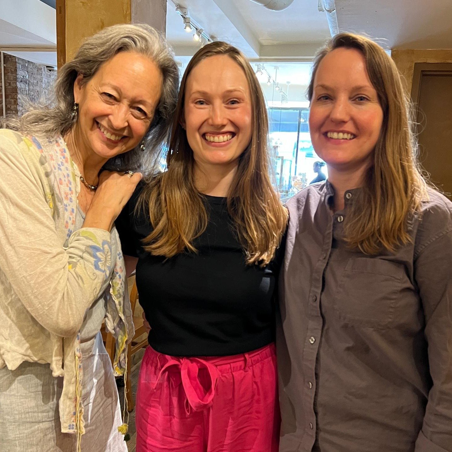 Congratulations to Christy Maerlender, Jenn and Suzi's dance/movement therapy intern at MSK kids this year! Christy is a graduate of the Sarah Lawrence College. She did a terrific job and we welcome her into the DMT community! #dancemovementtherapy #