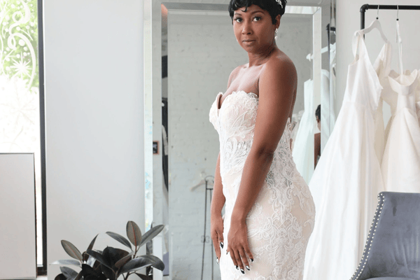 What to Bring Wedding Dress Shopping: Your Complete, Stress-Free Checklist