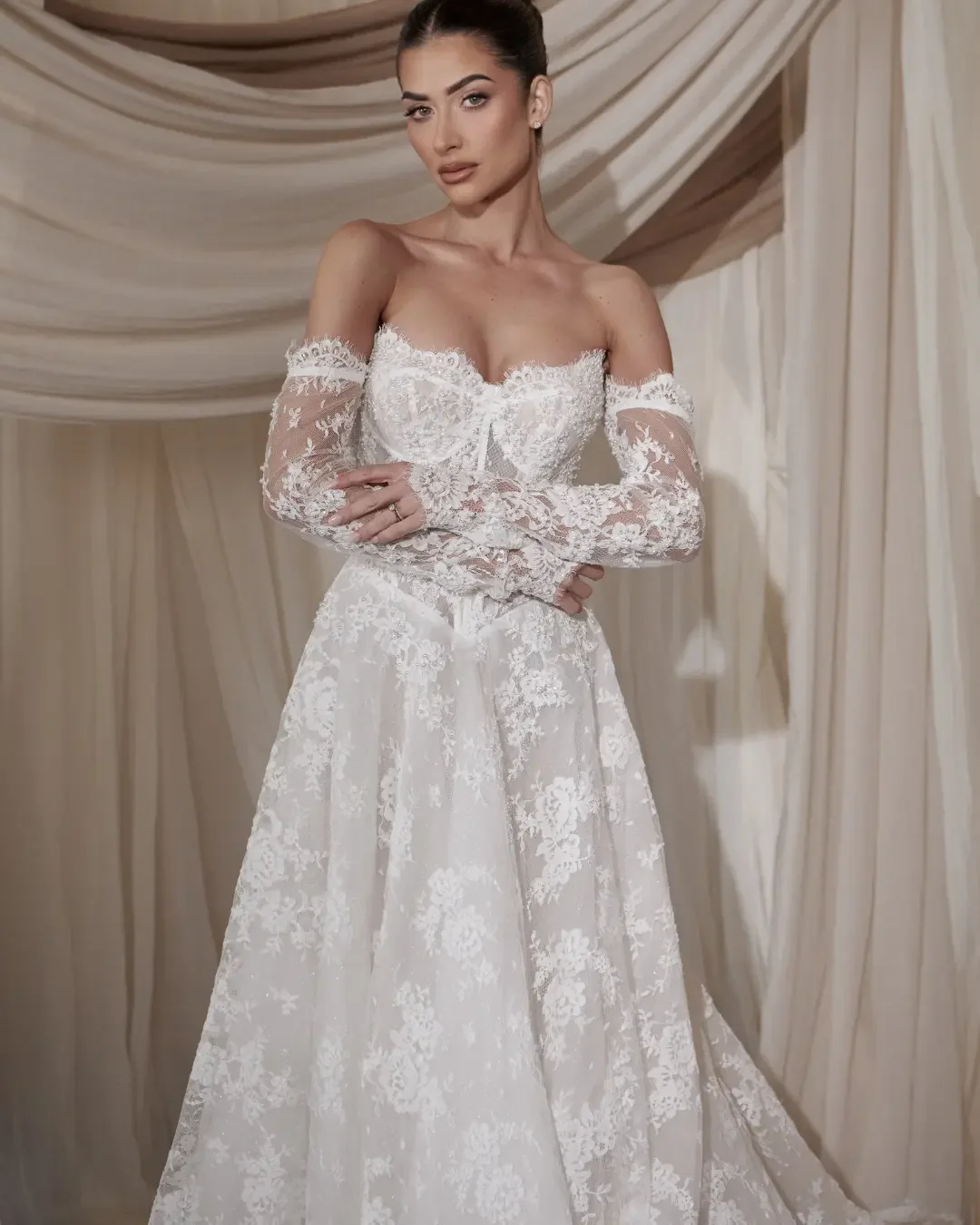 lace wedding dress with detachable sleeves.webp