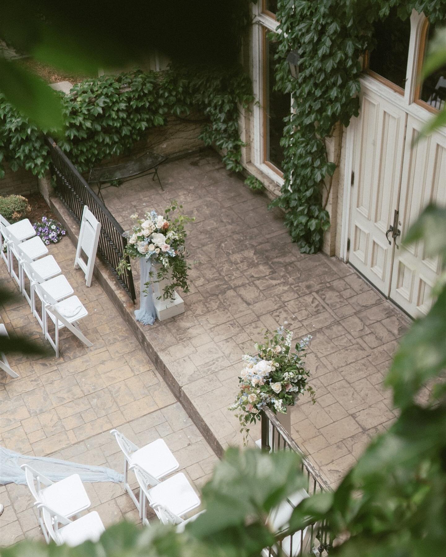 Our real wedding was featured on @premierbridemilwaukee 📰🤩

Some of our favorite highlights:
The Ceremony - &ldquo;With its lush ivy vines and double doors, it was the most picturesque place to get married.&rdquo;

&ldquo;The Fitzgerald was only th
