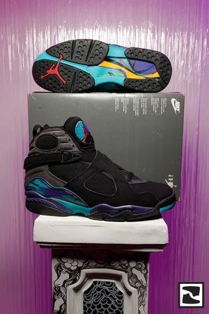 oh art agency sneaker museum 1.3.jpeg