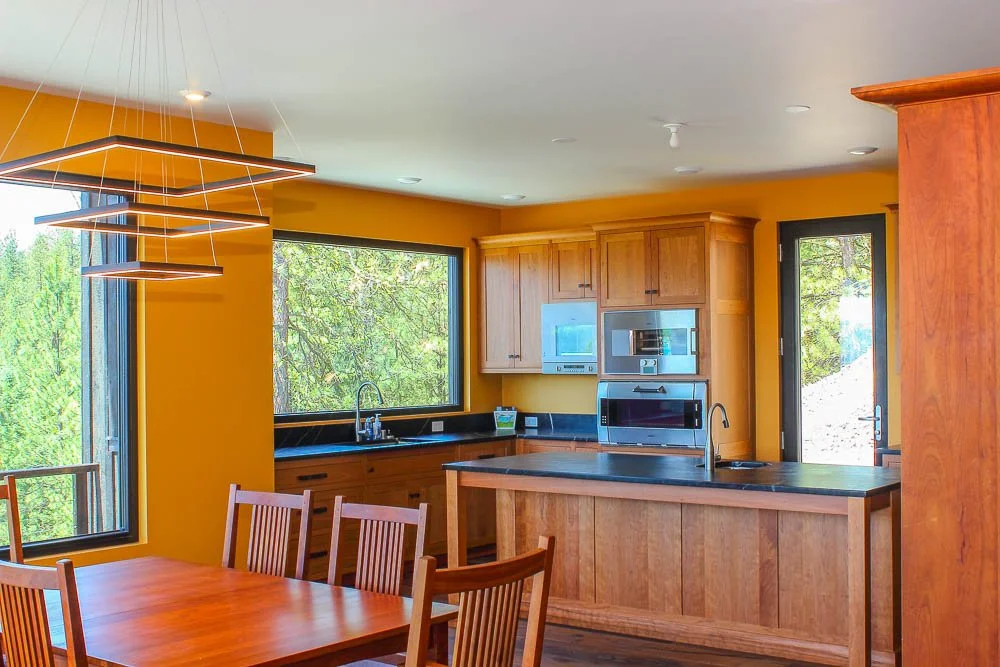 Wider Dining room perspective 2-167.jpg