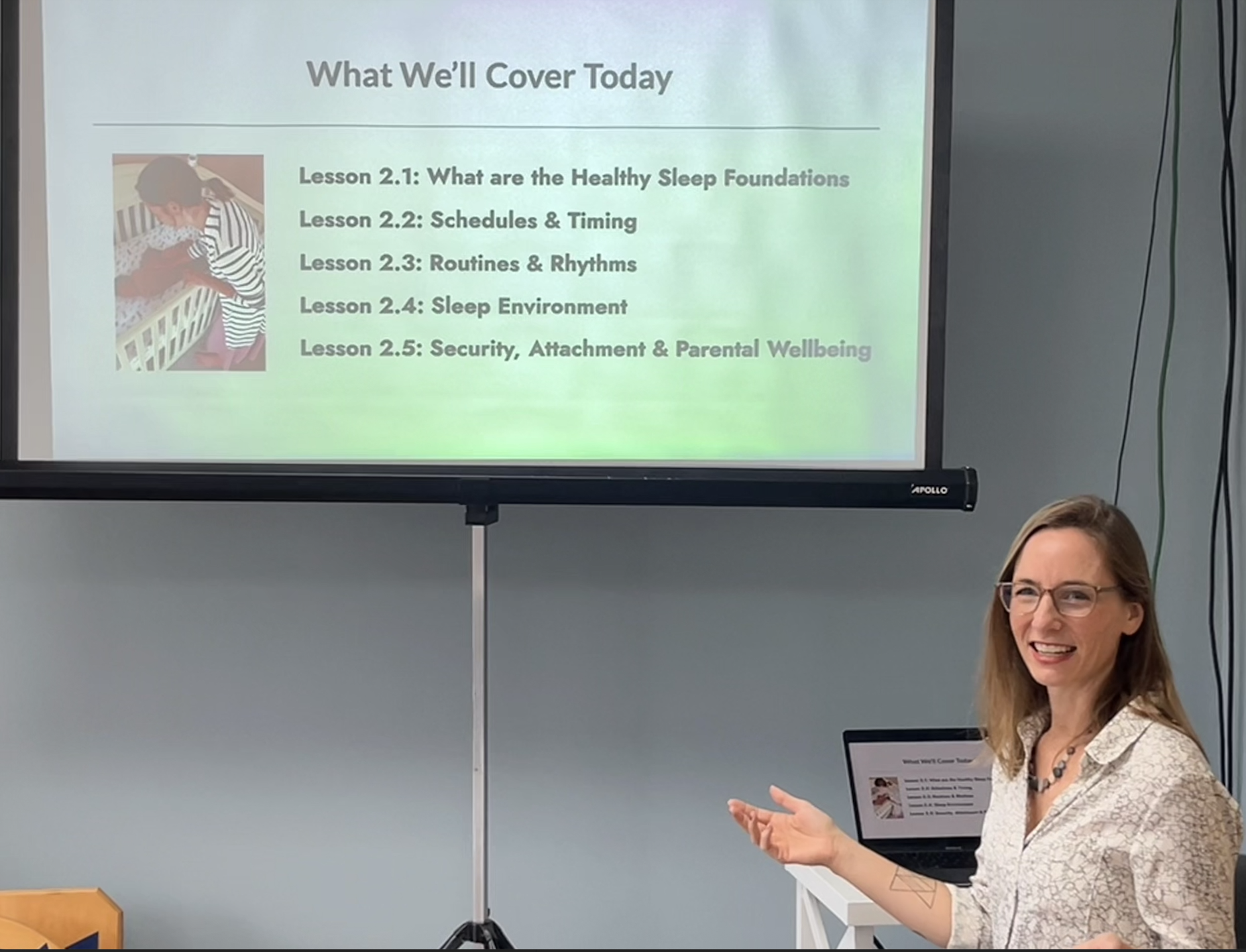 Liz Harden, MPH, founder and lead sleep coach at Little Dipper Sleep, teaching an evidence-based sleep course to doulas
