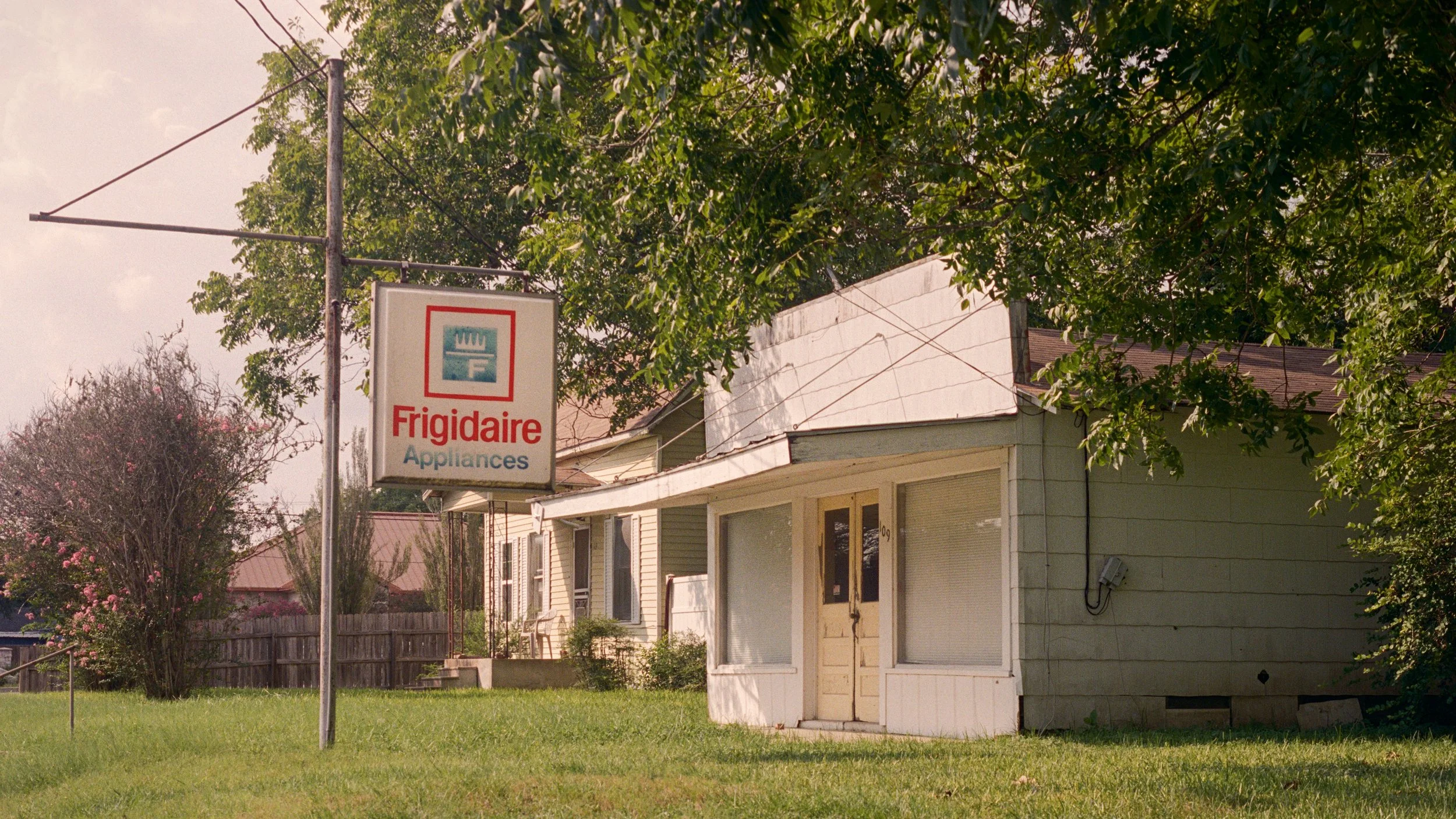 Frigidaire Appliances - Shiner, Texas
