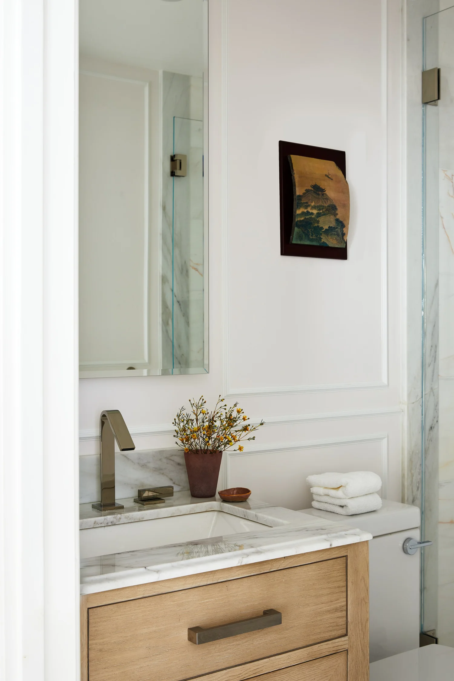 Design Ideas for Making a Small Bathroom Feel Elegant and Refined ...