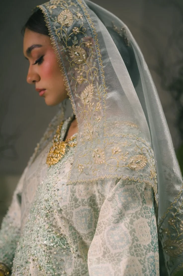 Dambaan Dinda Darling Details.jpeg