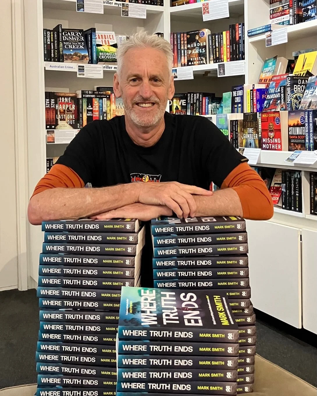 What better way to celebrate PUBLICATION DAY than dropping into my local indie bookstore @greatescapebooks 
&nbsp;
Nicole, Jess and the whole team have championed my books for ten years, ever since #theroadtowinter hit the shelves. I swear they don&r