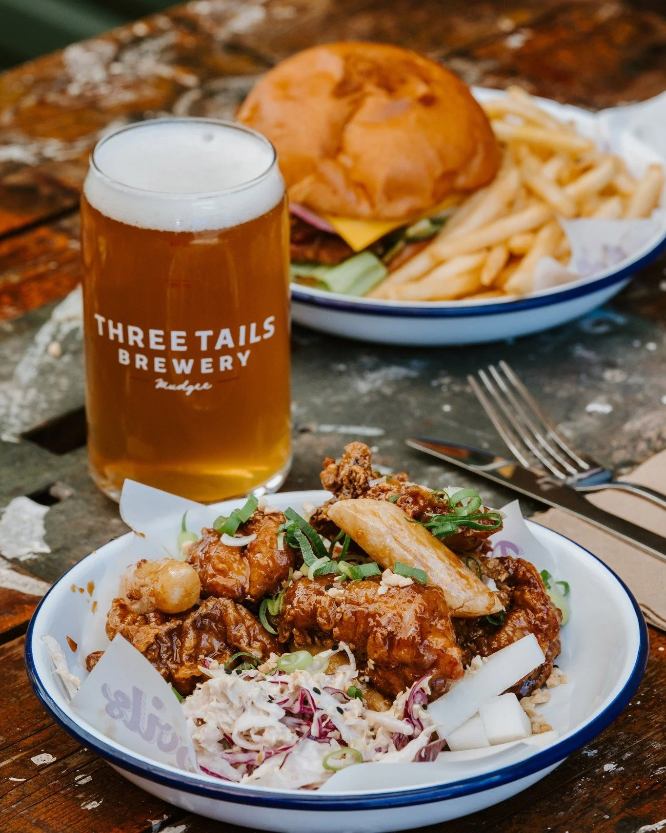 Happy Easter! We&rsquo;re open from 12pm until 9pm tonight to pull you out of your chocolate coma &amp; into some good vibes 🙌 Crisp craft beer, classic cocktails, the tastiest pizzas &amp; plates from @billyboils_mudgee &amp; plenty of bar &amp; be