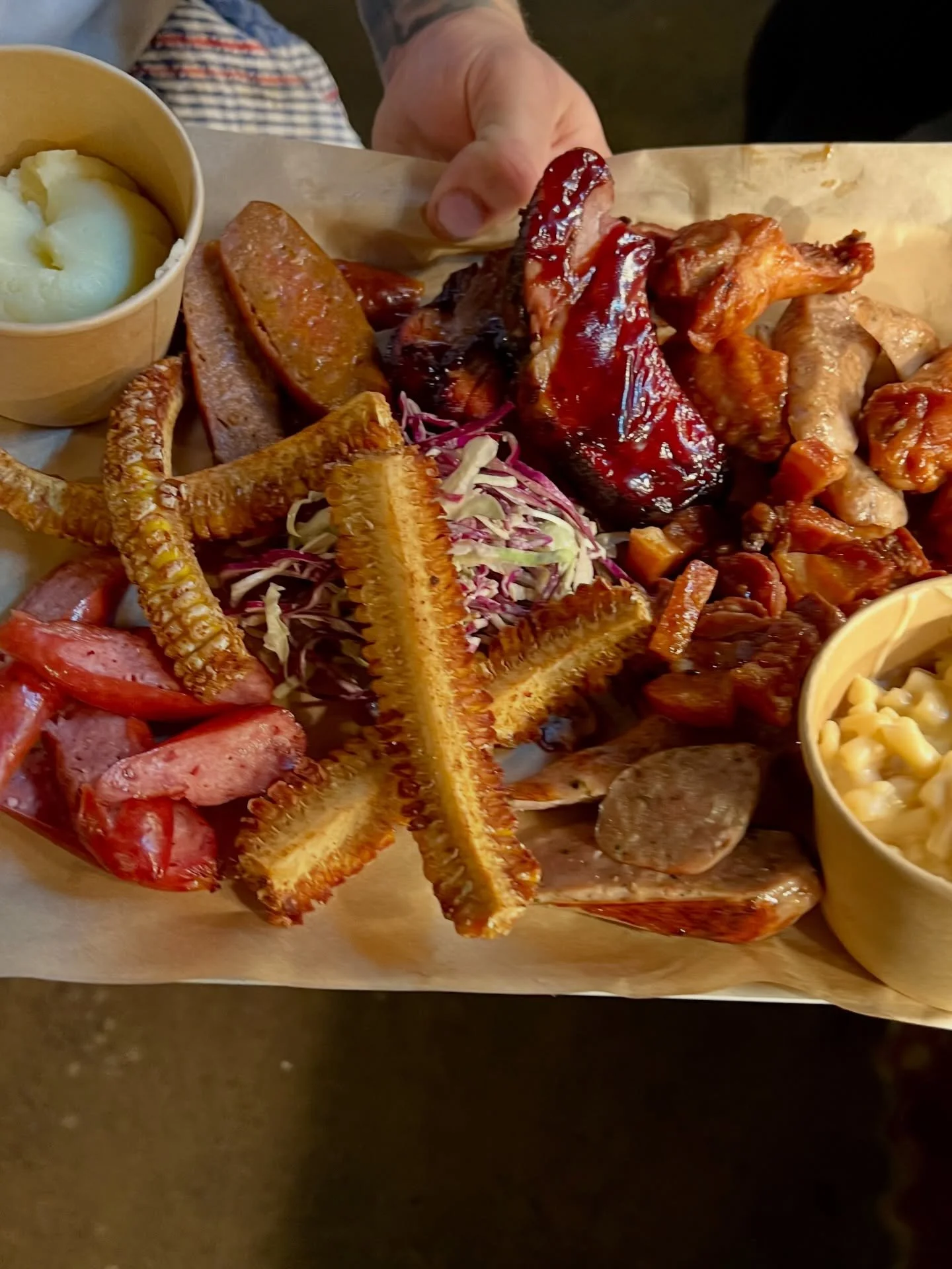 New menu sneak peek 👀 Just a few of the tasty offerings available this weekend, including our smokehouse feast &amp; American diner meals 👏
 
Plus, one for the vegetarians, check out our miso caramel portobello burger, packed full of flavour 🤤 Cha