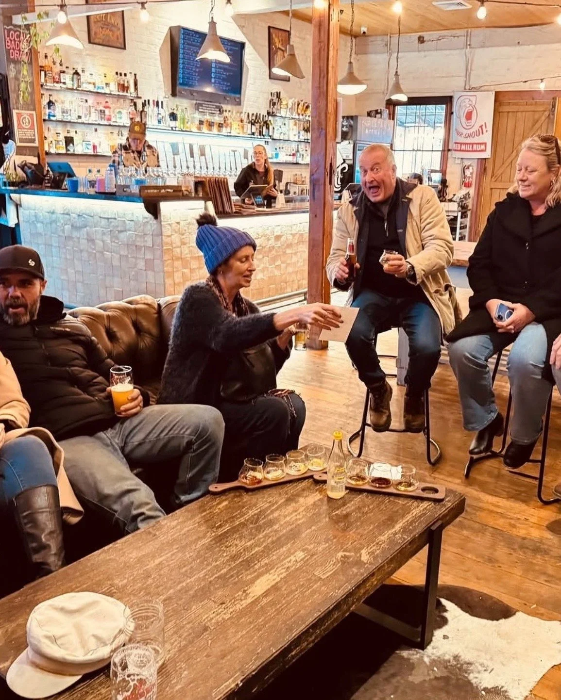Gearing up for the weekend like these legends who visited Three Tails recently 🍻 Shout out to @mudgeealetrail for guiding some awesome guests to our brewery for paddles, vibes &amp; good times 🙌