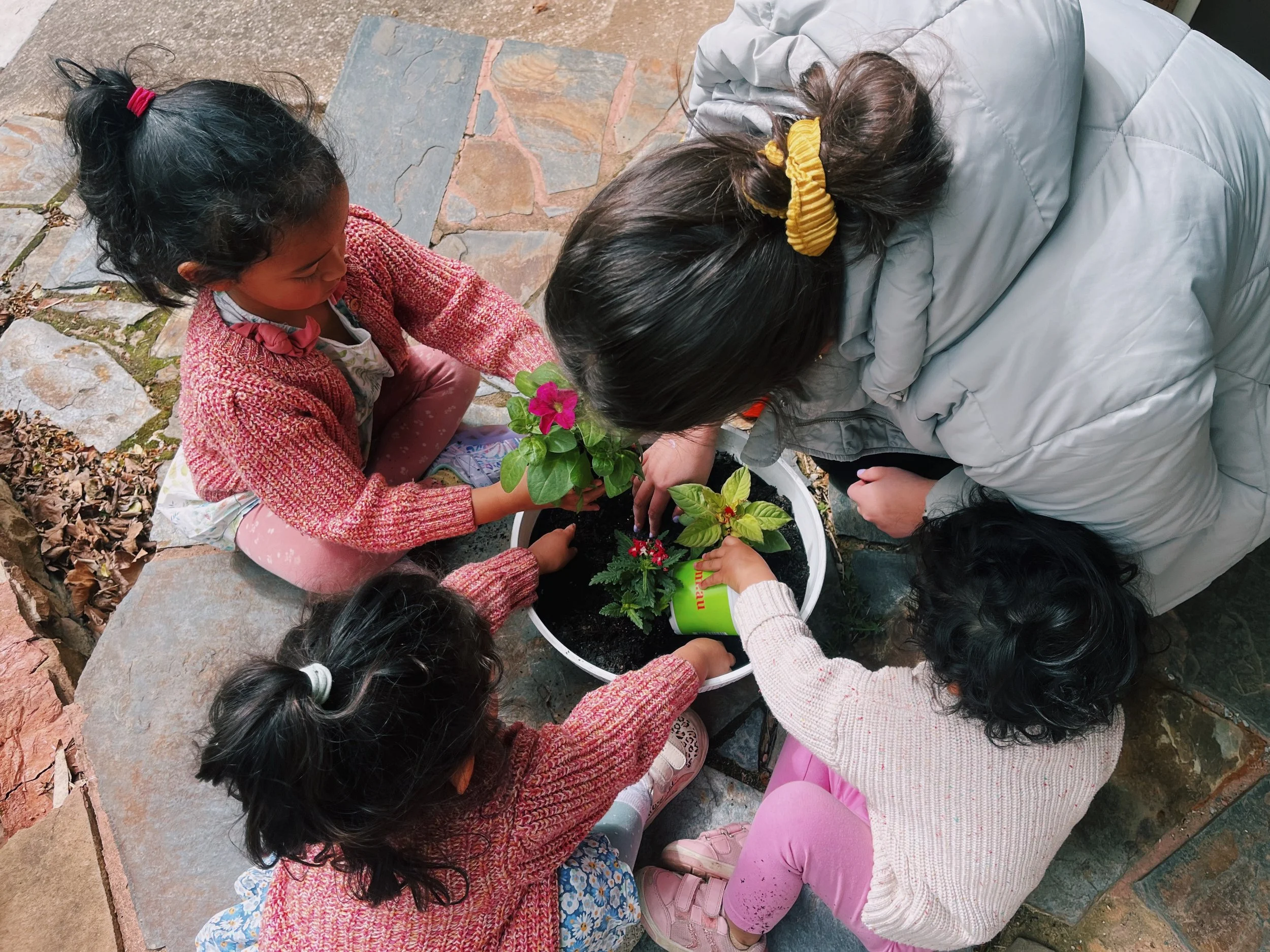 Helping Children Through the Loss of a Beloved Pet