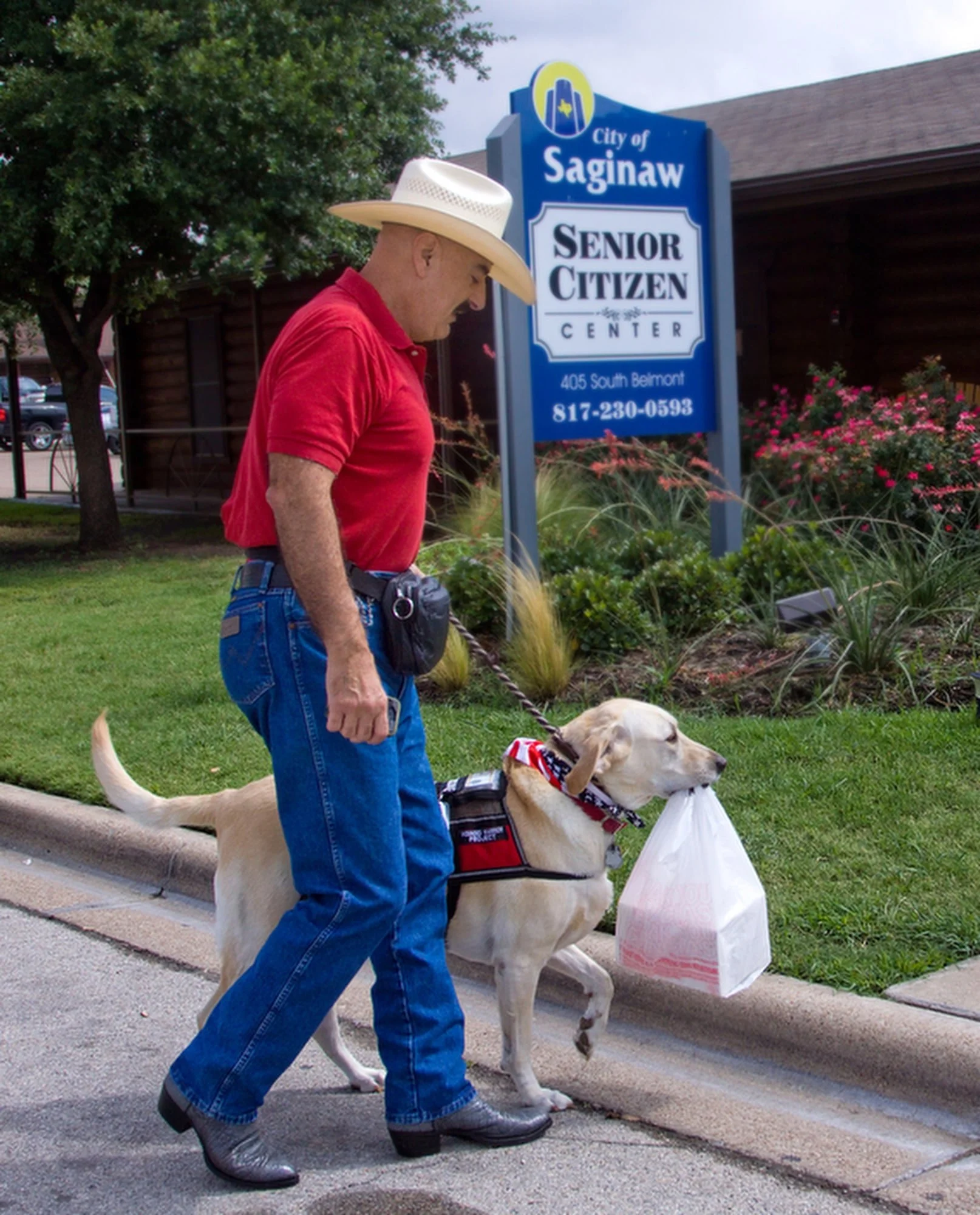 EDITORIAL  055-min.JPG