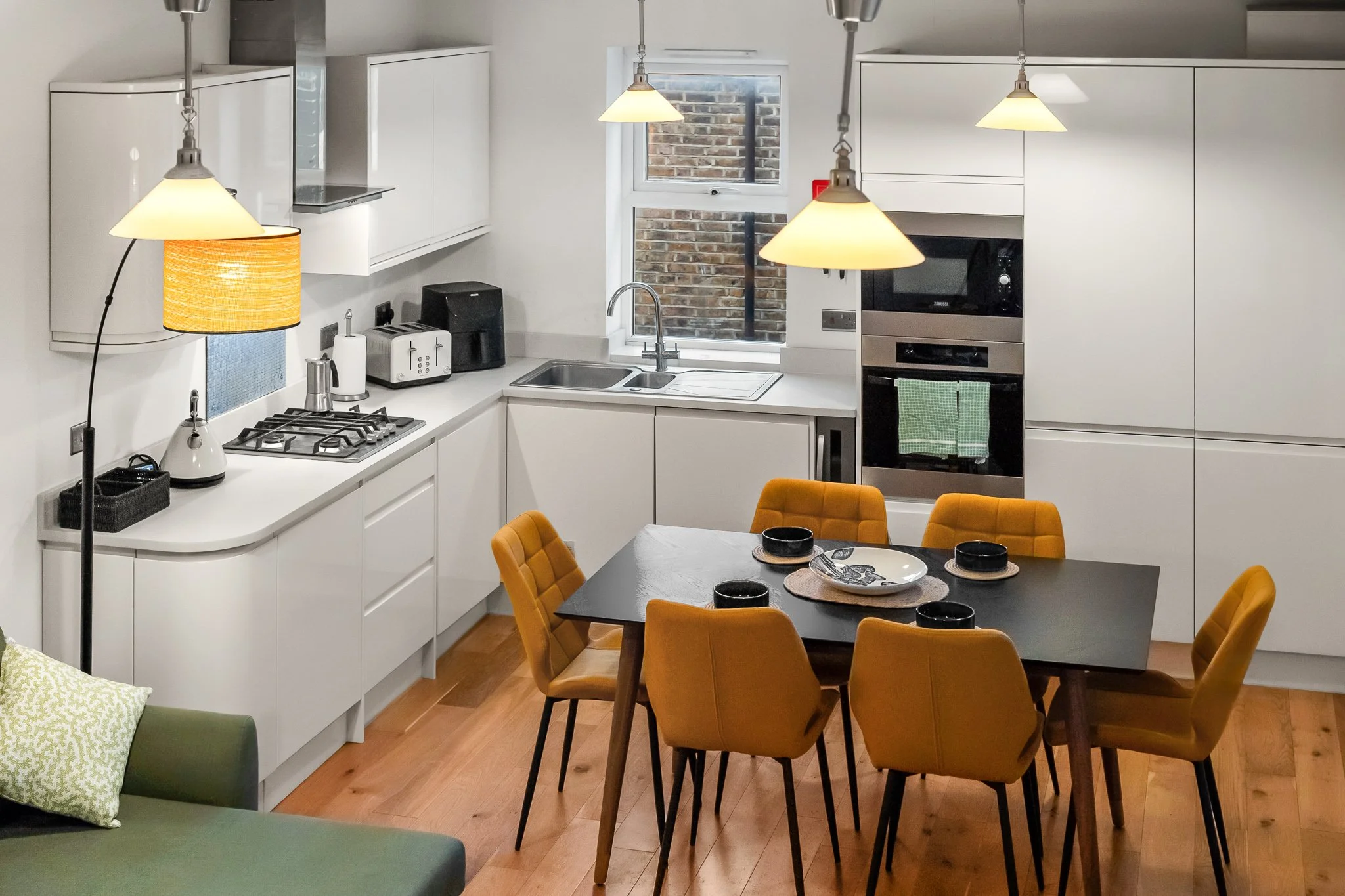 Fulham Palace Road-25.jpg