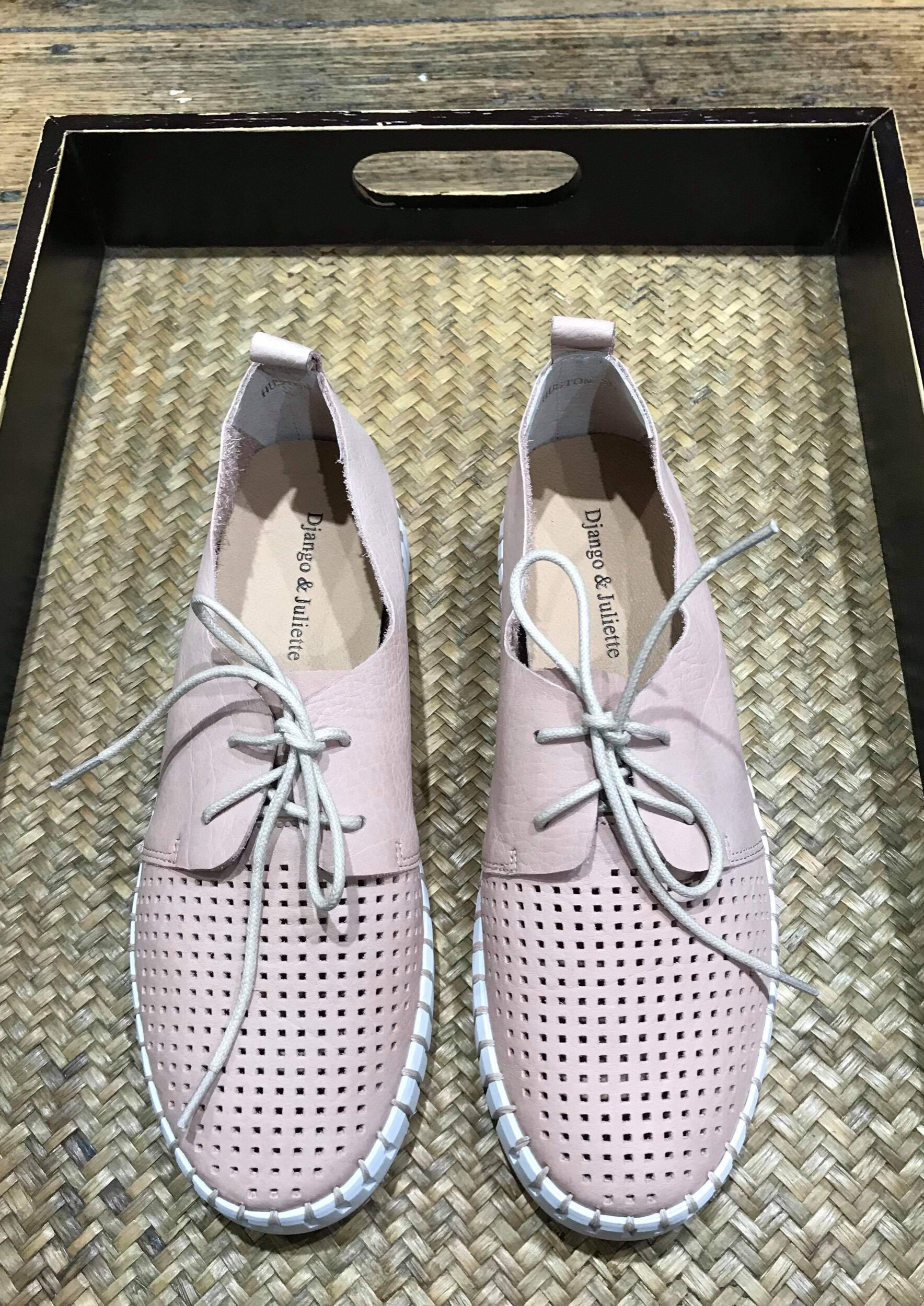 564821B3-58FC-4A72-BB4E-D5EFC9DEECFA