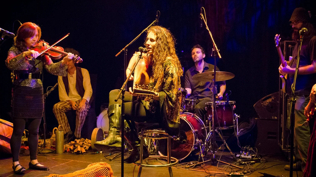 Basya Schechter: Judaism Unbound Episode 507 - Jewish Music — Not Just at Synagogue