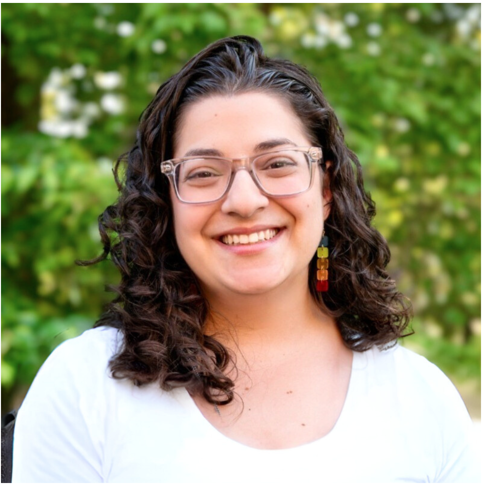 Anne-Prusky-Headshot - Annie Prusky.png
