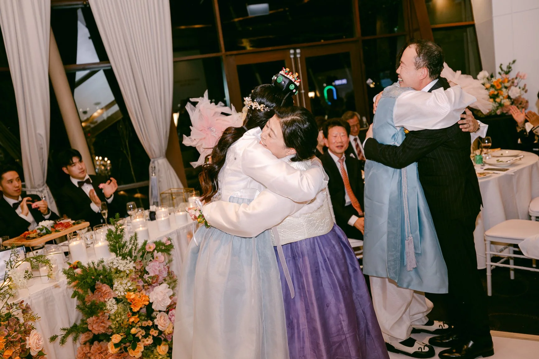 Ballyhoo-Photography_LA_Dockside_Sydney-Wedding_00145.jpg