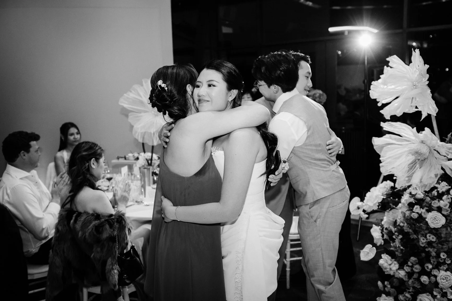 Ballyhoo-Photography_LA_Dockside_Sydney-Wedding_00153.jpg