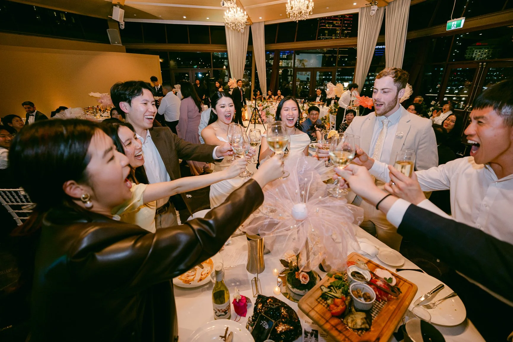 Ballyhoo-Photography_LA_Dockside_Sydney-Wedding_00148.jpg