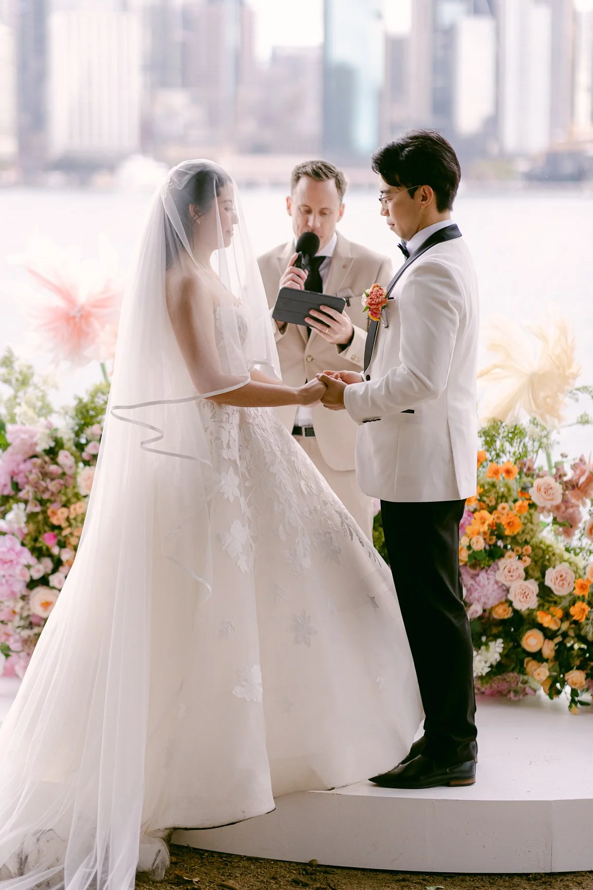 Ballyhoo-Photography_LA_Dockside_Sydney-Wedding_00056.jpg