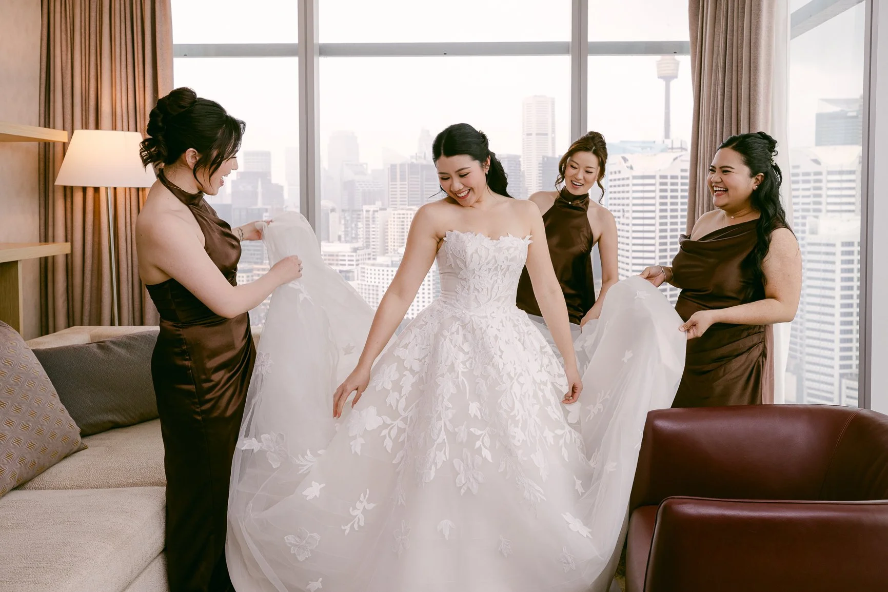Ballyhoo-Photography_LA_Dockside_Sydney-Wedding_00007.jpg