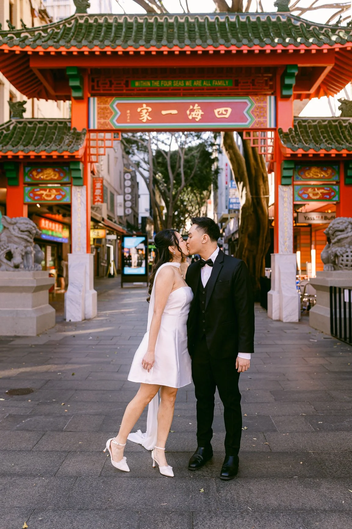 Ballyhoo-Photography-Video_CM_Pre-Wedding_Chinatown_00013.jpg