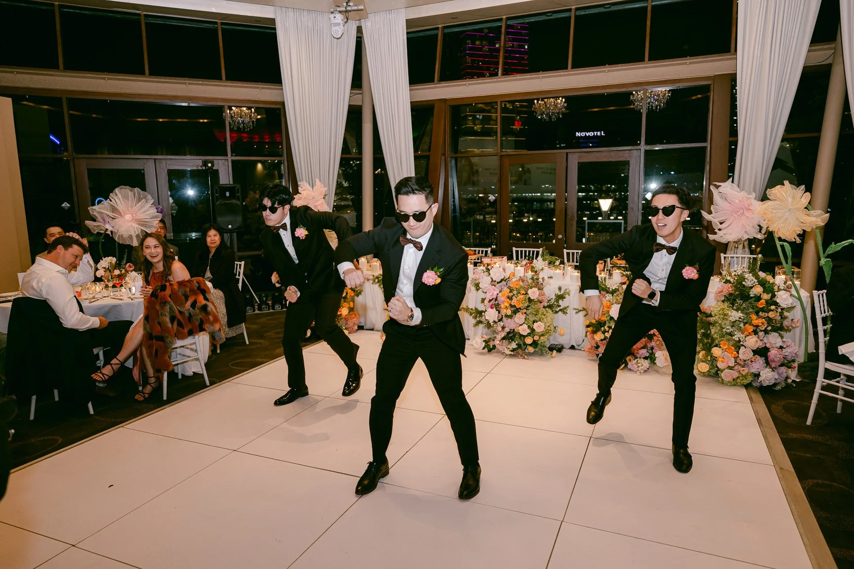 Ballyhoo-Photography_LA_Dockside_Sydney-Wedding_00105.jpg