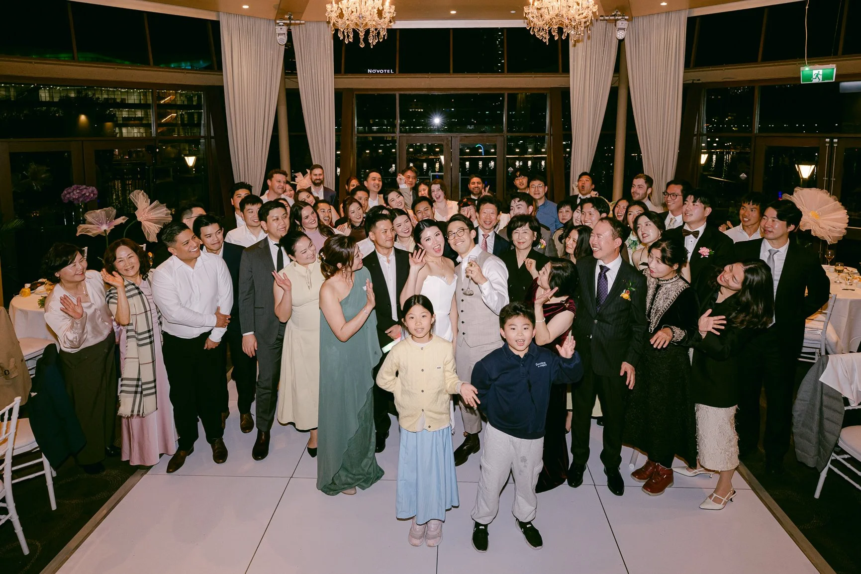 Ballyhoo-Photography_LA_Dockside_Sydney-Wedding_00170.jpg