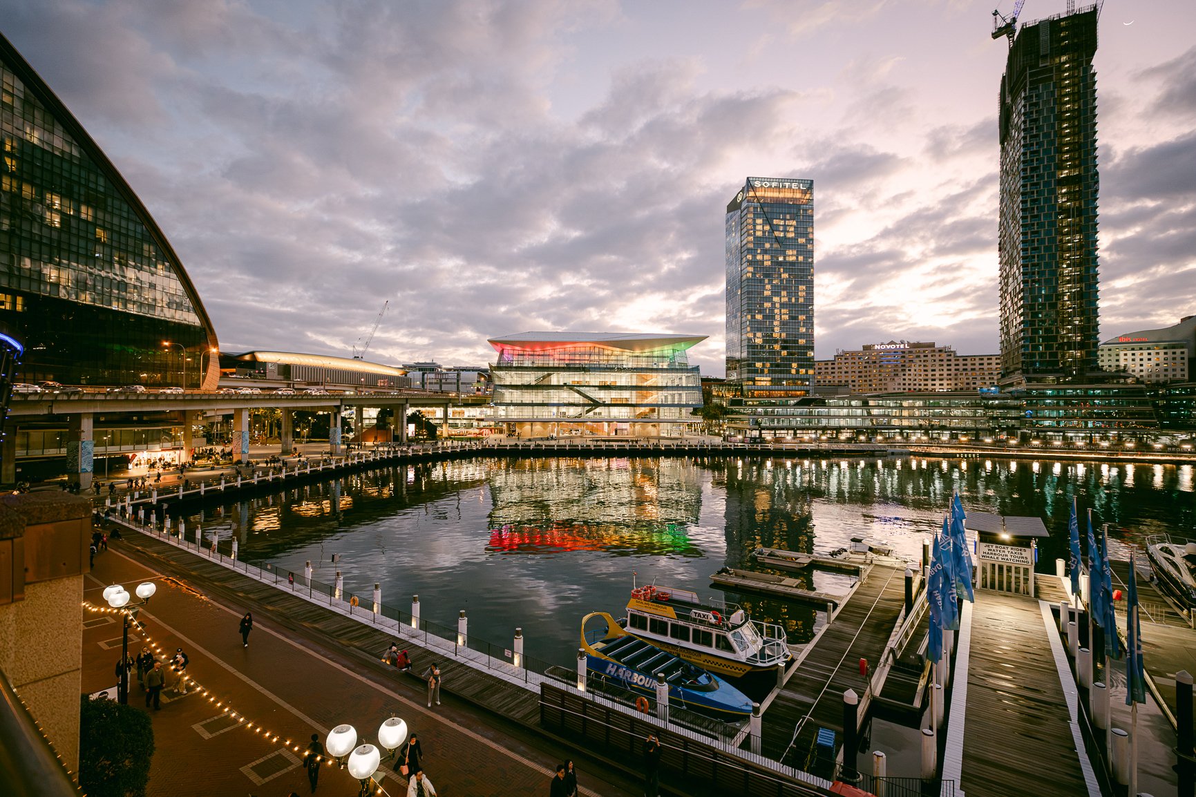 Ballyhoo-Photography_LA_Dockside_Sydney-Wedding_00103.jpg