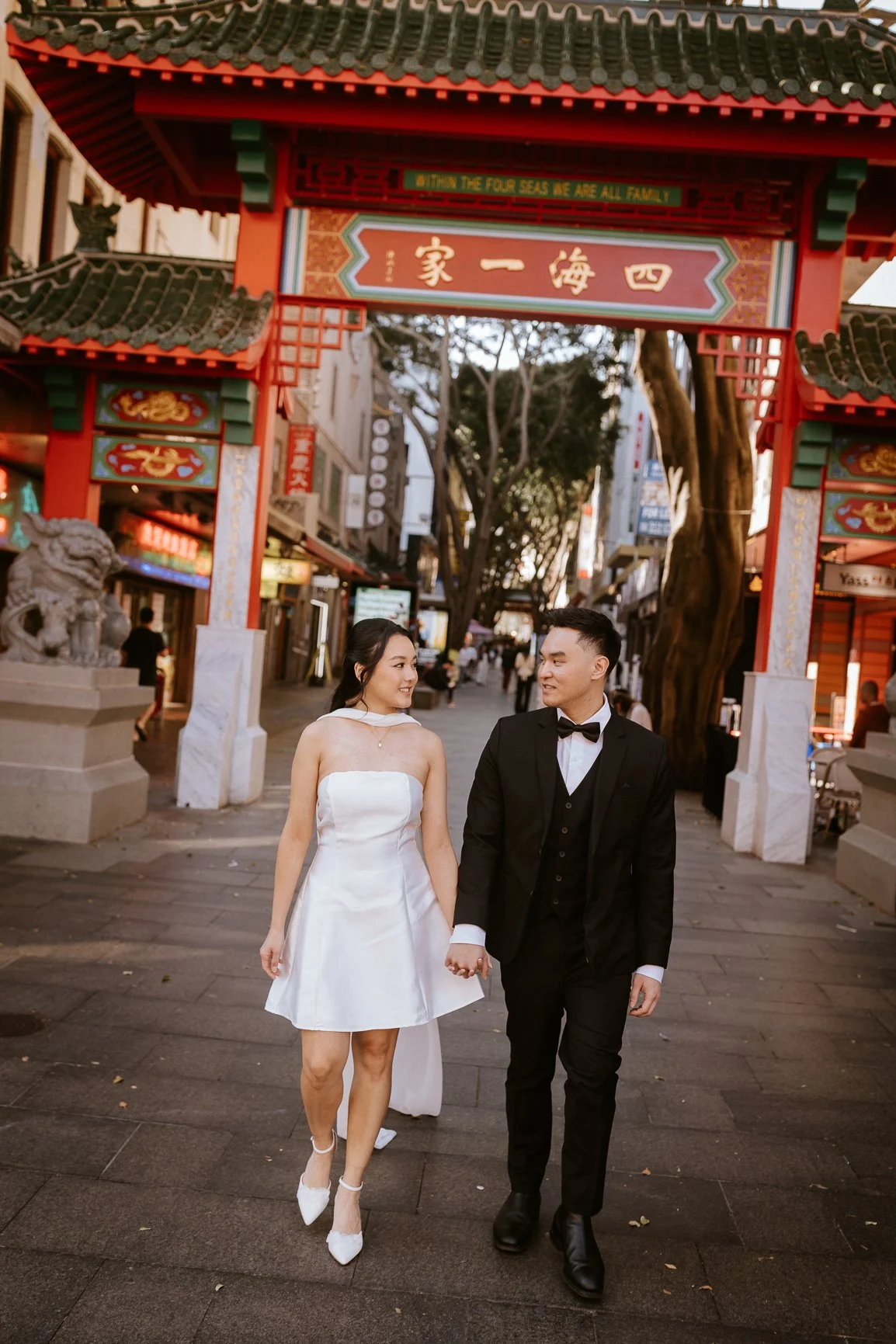 Ballyhoo-Photography-Video_CM_Pre-Wedding_Chinatown_00012.jpg