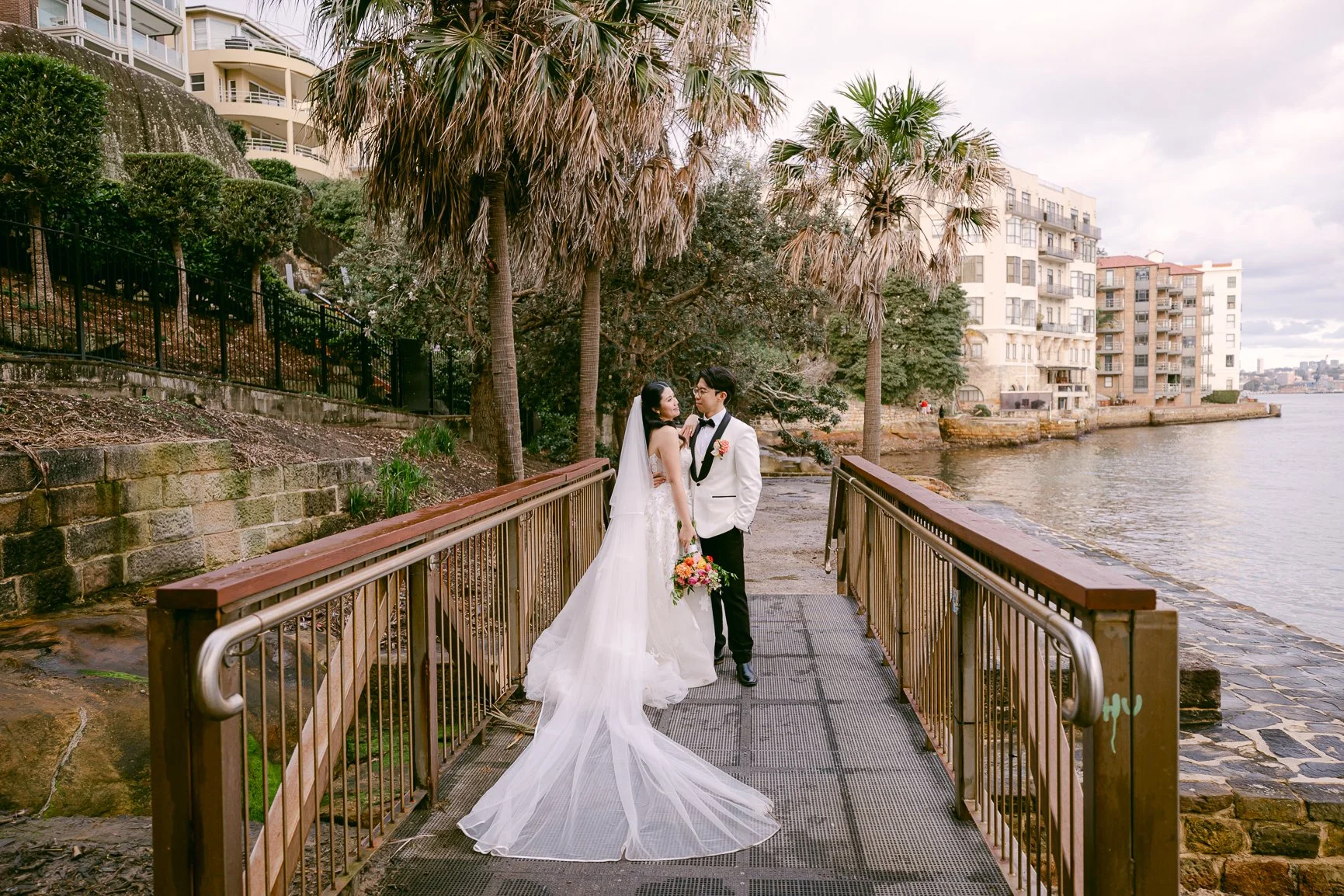Ballyhoo-Photography_LA_Dockside_Sydney-Wedding_00084.jpg