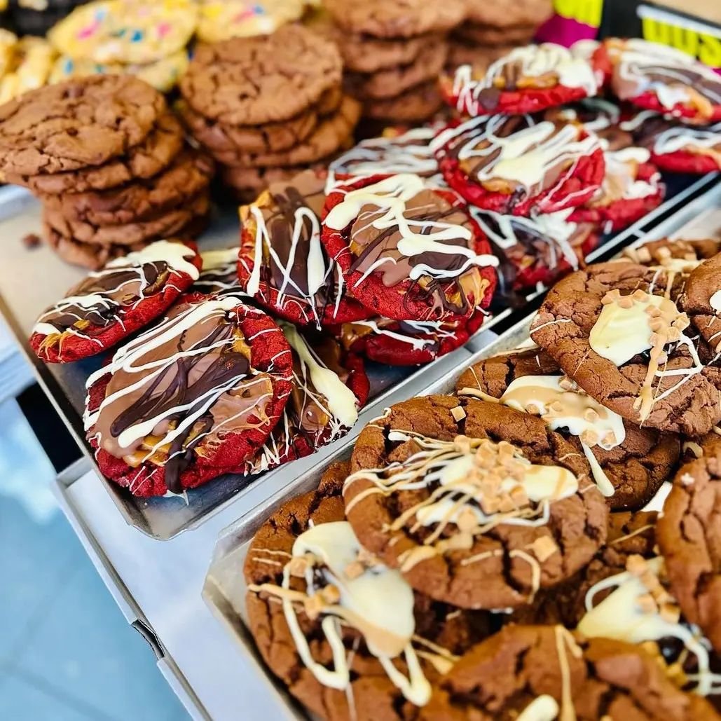 😝🍪TRADER NO.28🍪😝

@wherescookieman 

&quot;The most talked about cookies in Kent&quot;

Cookie man creates bonkers Belgian Chocolate Cookies &amp; Cookie dough! 

Pop down to @whitefriars_uk this weekend and grab yourself a naughty treat! 

😝🍪?