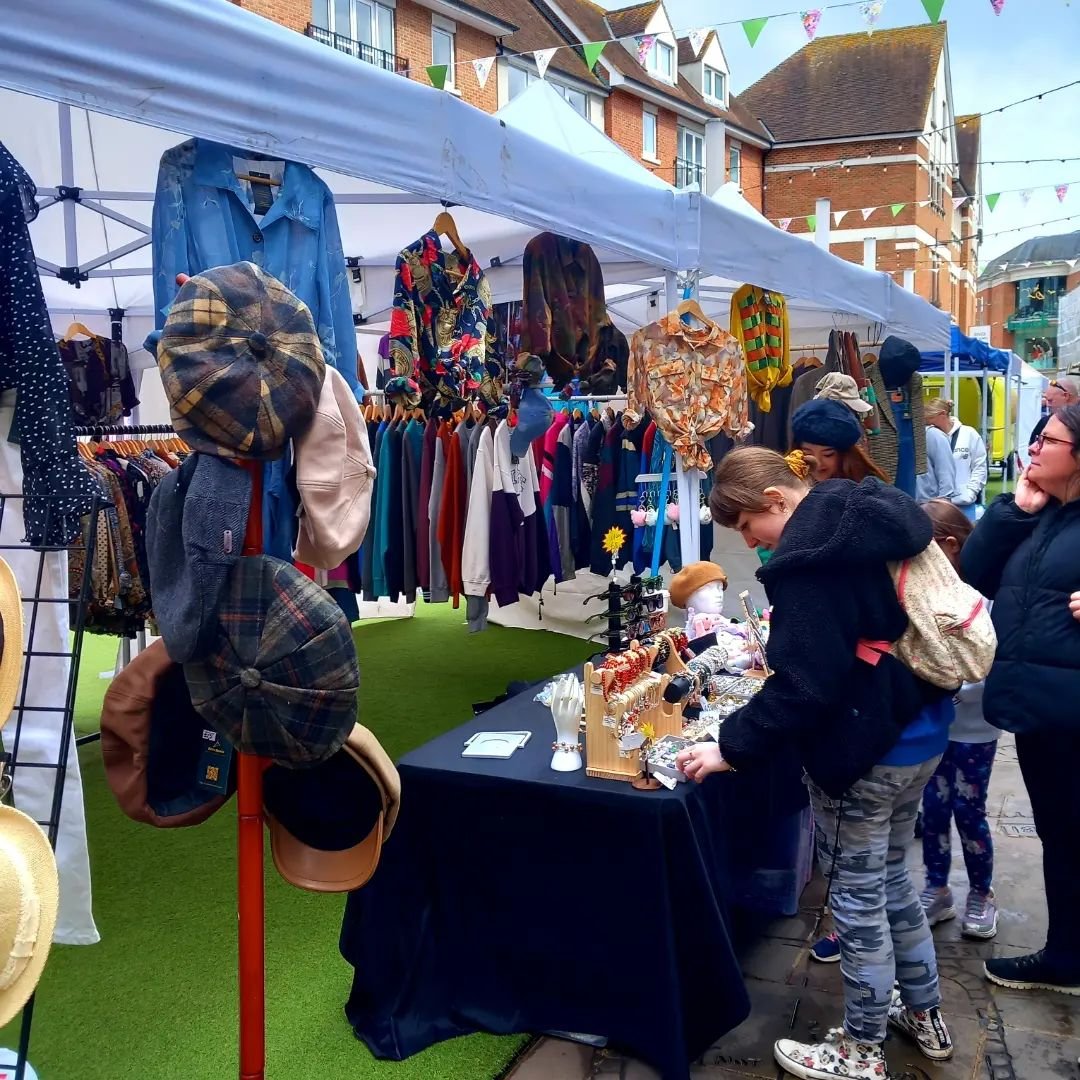 📸PHOTO DUMP NO.1📸

👌 Amazing venue! 
🌈 Top tier vibe! 
🌦 Meh weather! 

🌦🌤🌧⛅️🌦🌤🌧⛅️🌦🌤🌧⛅️🌦🌤🌧⛅️🌦🌤🌧⛅️

#whitefriars_uk
#canterburysmallbusiness #canterburycathedral #CanterburyEvents #canterburykent #canterburyscene #shopsmallcanterbu