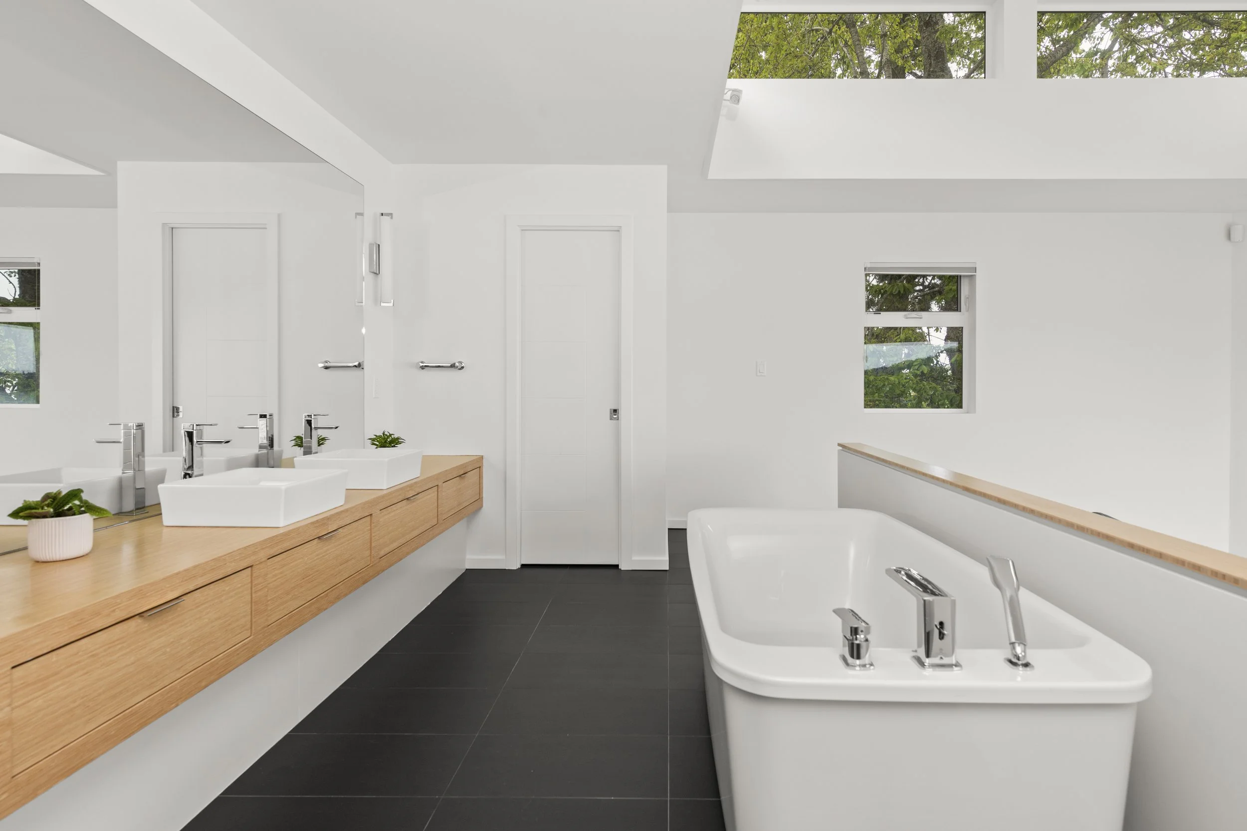 5149 Cordova Bay Rd.-Printable-49.jpg