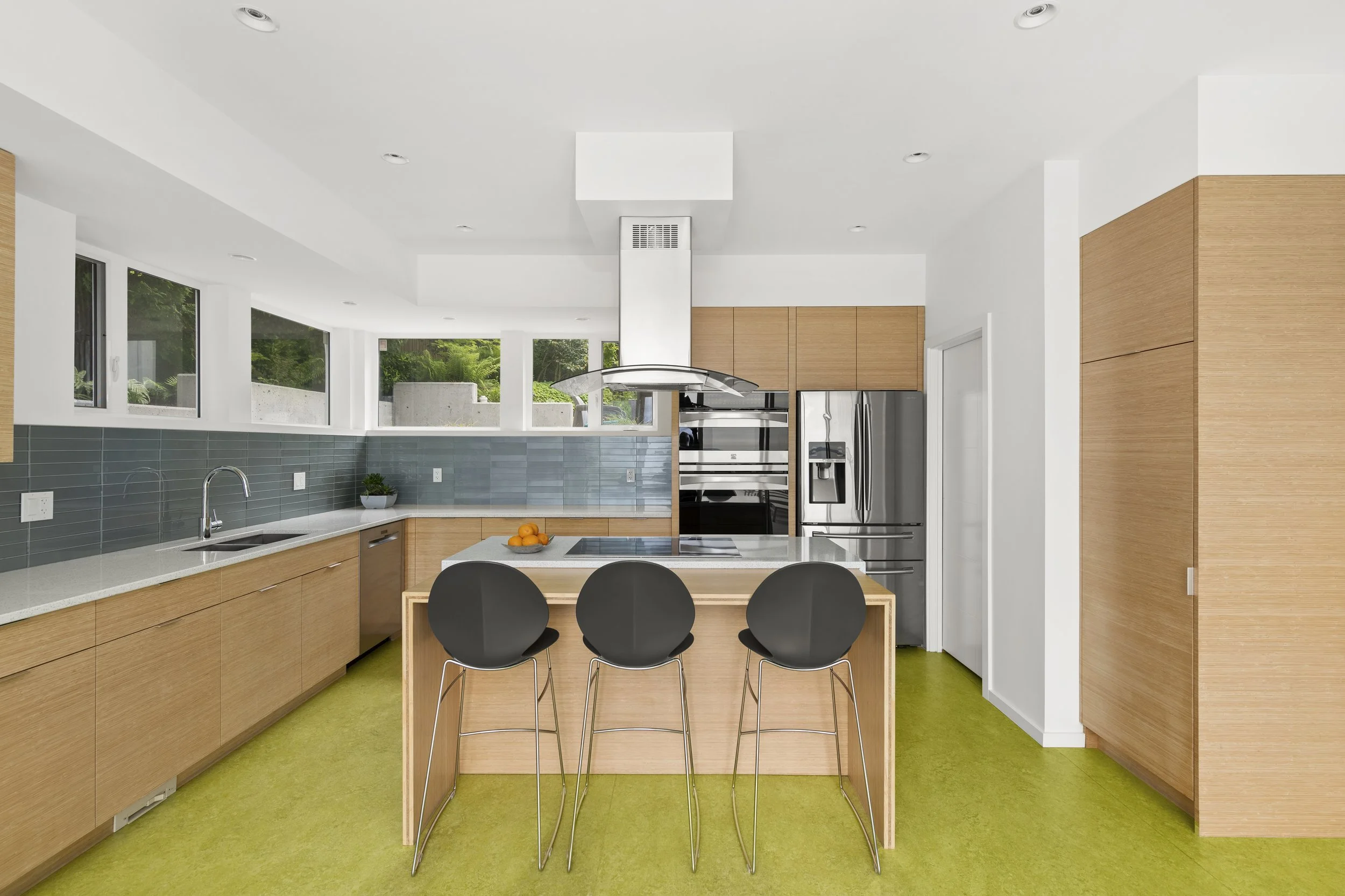 5149 Cordova Bay Rd.-Printable-11.jpg