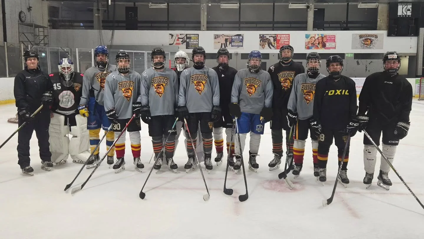 Some of our Under-19s - those not sunning themselves elsewhere basically - made full use of some extra ice at The Pound with a mini pre-season camp yesterday 💪🏒

A tough off-ice workout and a couple of on-ice sessions helped sharpen up our oldest p