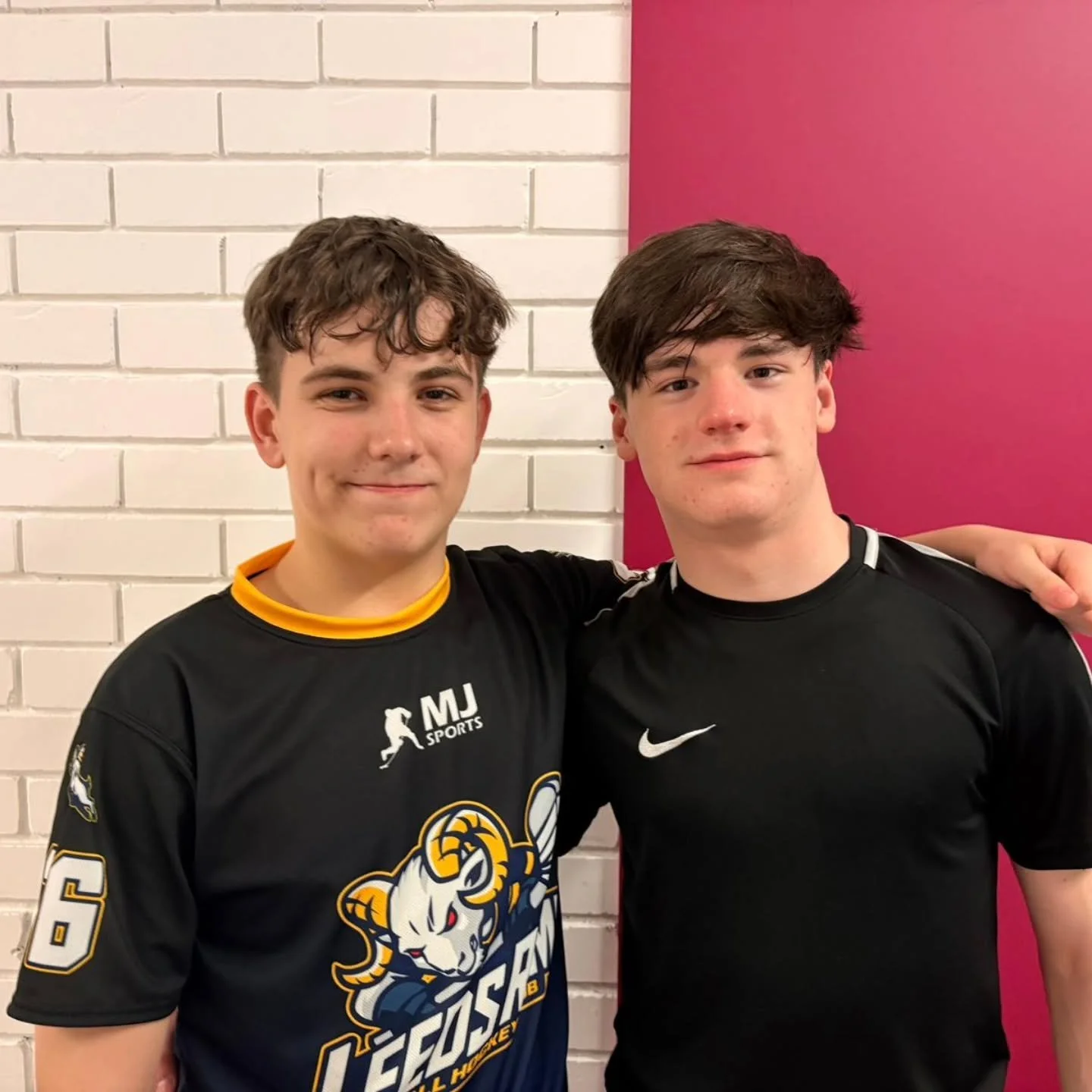 Not only do Ethan Marsden and Vilem Scherks excel on the ice for our Bulldogs Under-16s and Under-19s of a weekend, they are also pretty handy when it comes to Ball Hockey! 

To the point where both lads have been selected for the @official_bhuk Unde