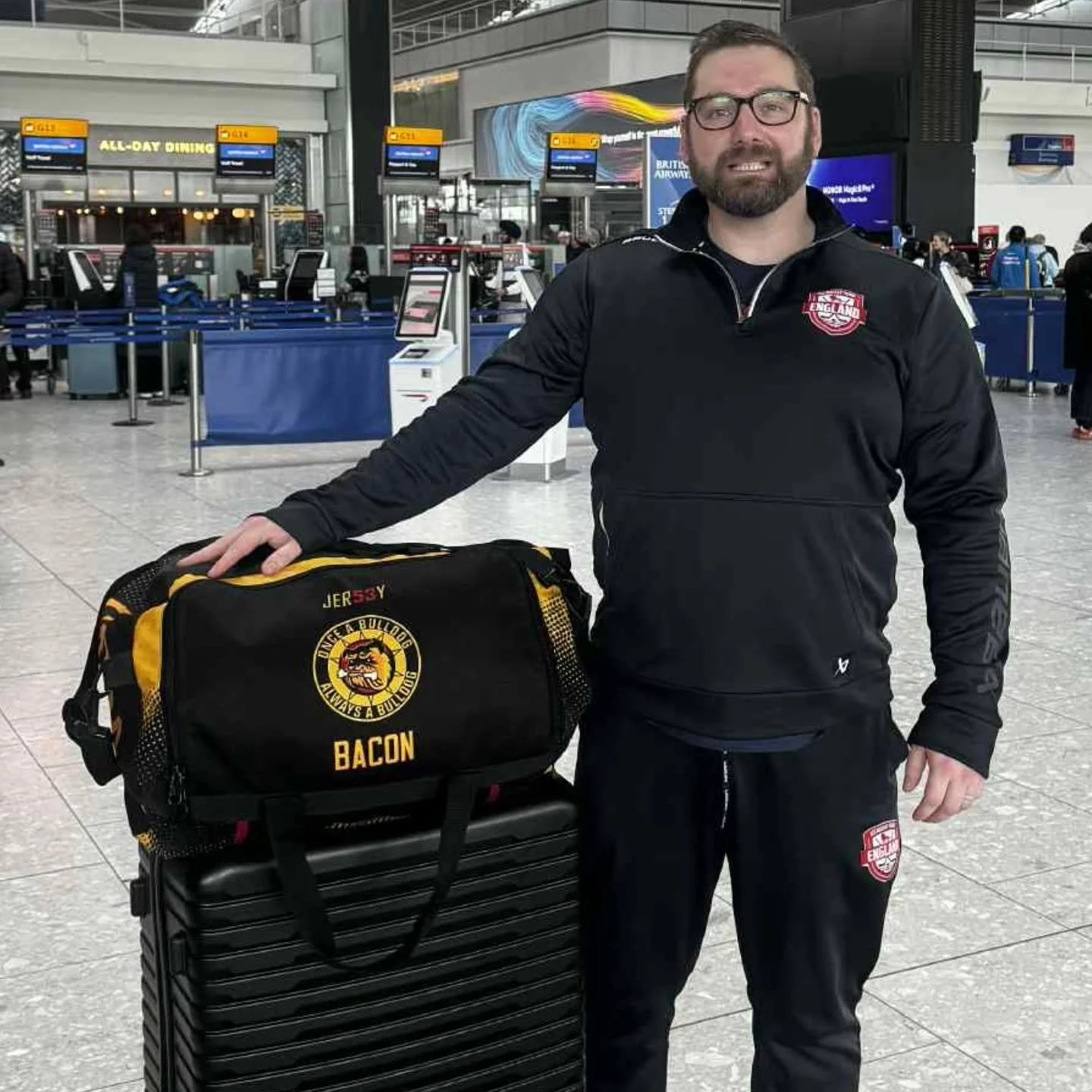 A big shout out to our Under-16s coach Sam Bacon, who yesterday headed off as part of the coaching team for England Under-13s, who will be competing at the 66th edition of the Pee-Wee Quebec Tournament! 

Enjoy Sam and good luck to the whole team! 

