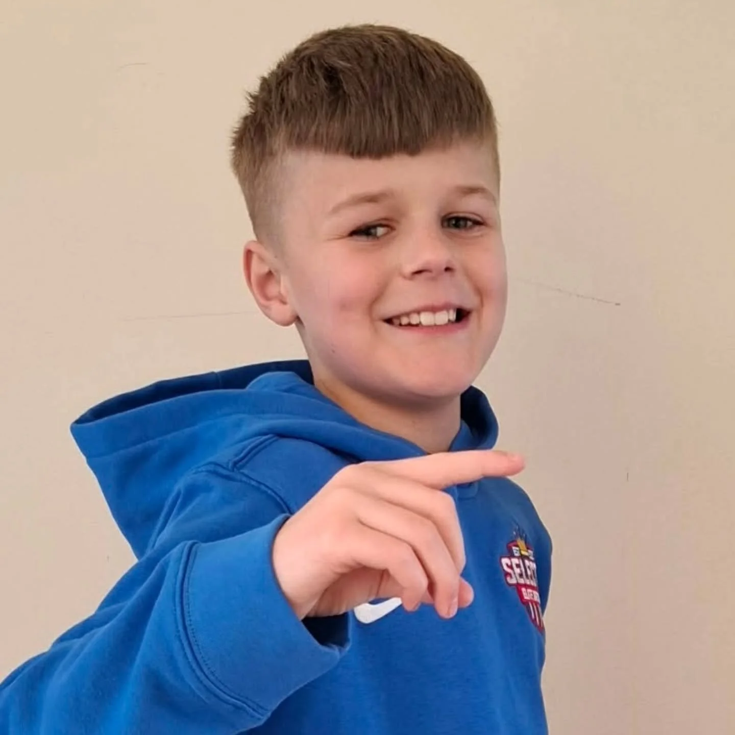 Big shout out to our Bulldogs Under-10s forward George Clarke, who has been selected for the @elitebritishselects U-10 team that will head off to Latvia to compete in the @riga_hockey_cup from May 1-3! 

Have a great time George - you're gonna smash 